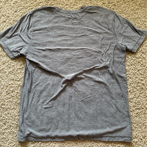 Vuori Men’s Tee - Picture 6 of 6